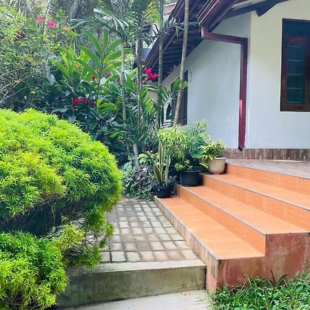Chami'S Home Stay Mirissa Exterior photo